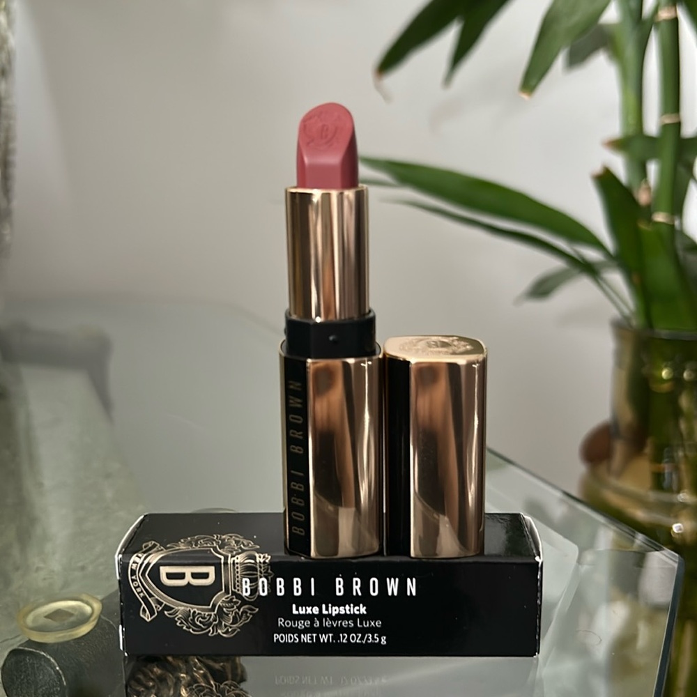 Bobbi Brown Luxe Lipstick in Neutral Rose